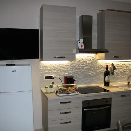 La Mammola Apartment *